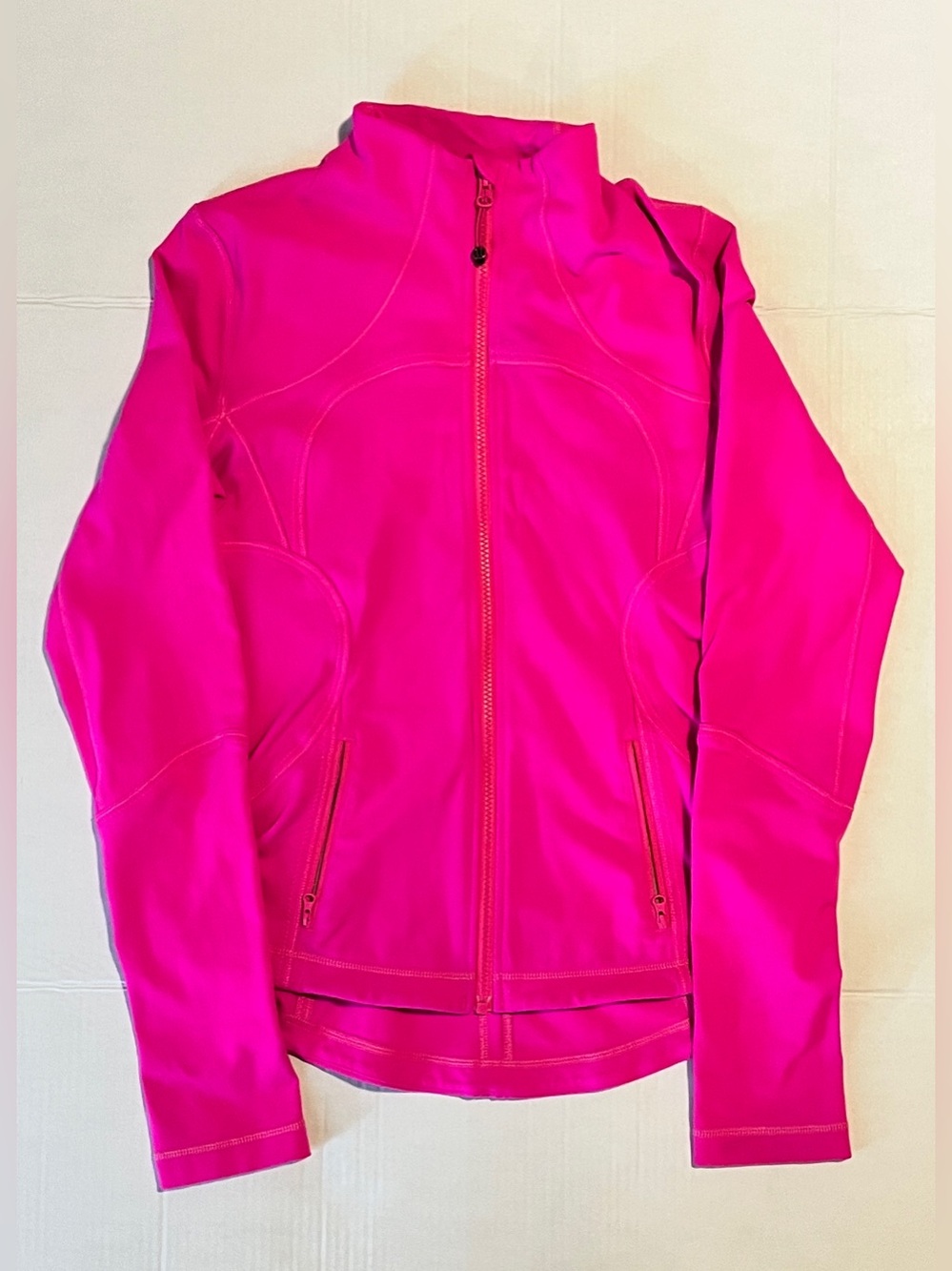 Lululemon Athletica hot pink zip up woman’s 8